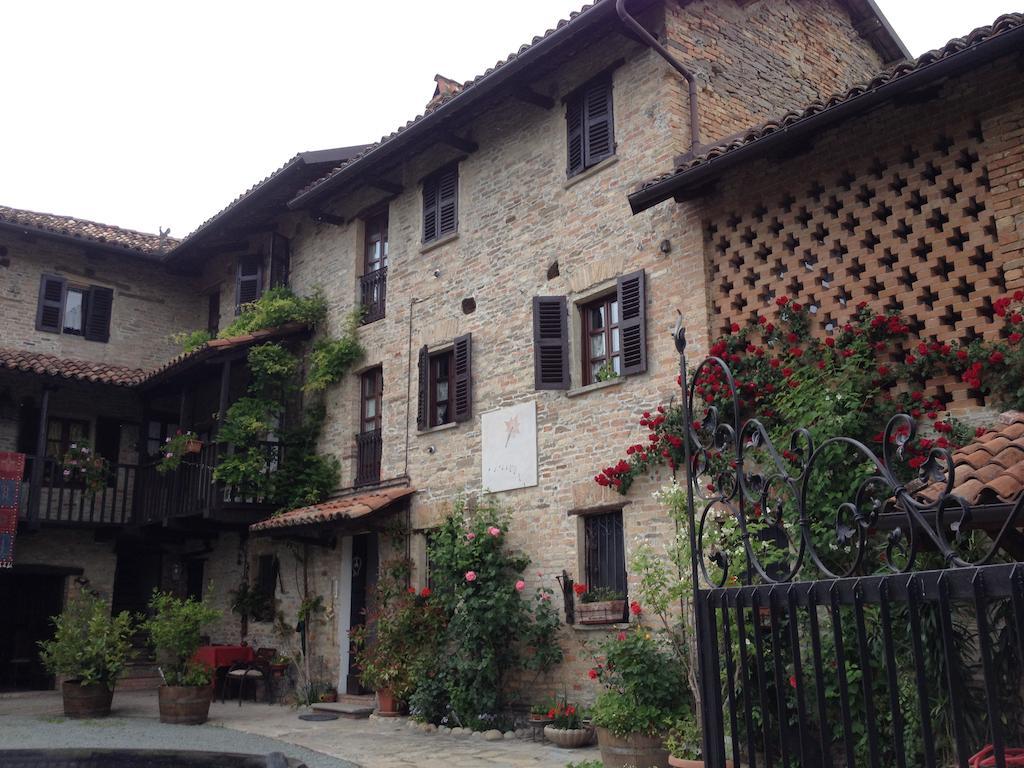 Casa Giuliana Casa de hóspedes Calosso Exterior foto